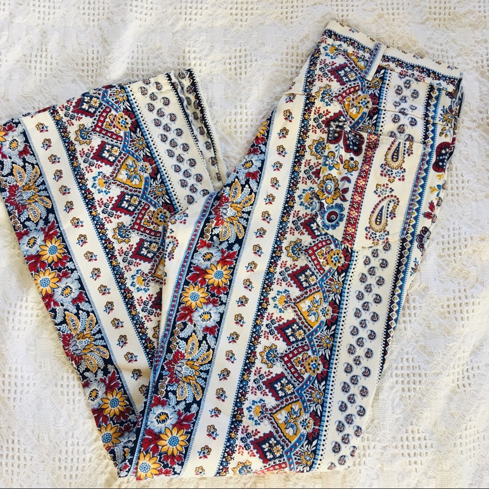 RARE VNT Flairs in Geo-Floral Denim!!! - Picture 4 of 4